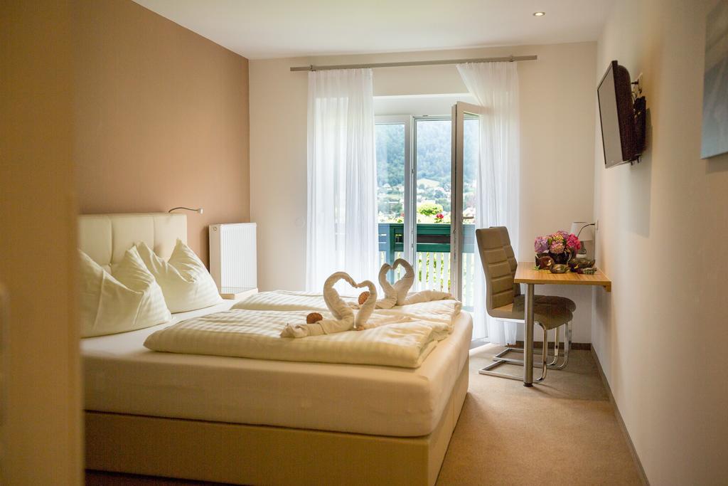 Gaestehaus Krappinger/Pizzeria Mamma Mia Ossiach Luaran gambar